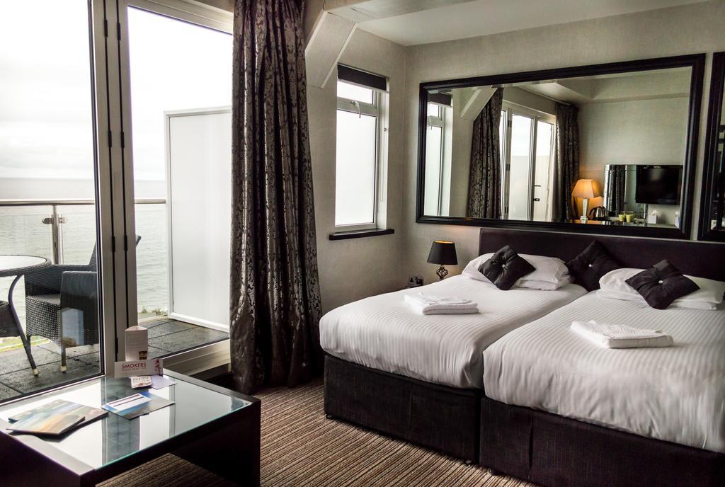 Suncliff Hotel - Oceana Collection Bournemouth Eksteriør bilde